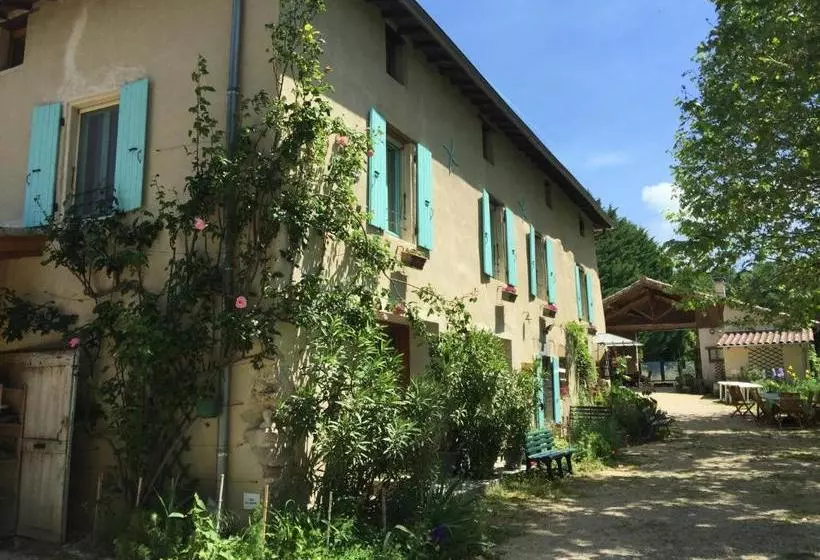 تختخواب و صبحانه La Source, Vegetarian Guest House