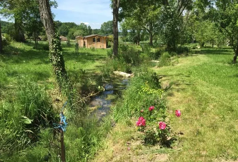 تختخواب و صبحانه La Source, Vegetarian Guest House