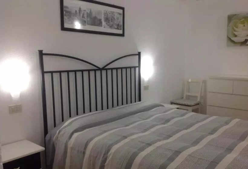 Aamiaismajoitus (B&B) Affittacamere La Lanterna