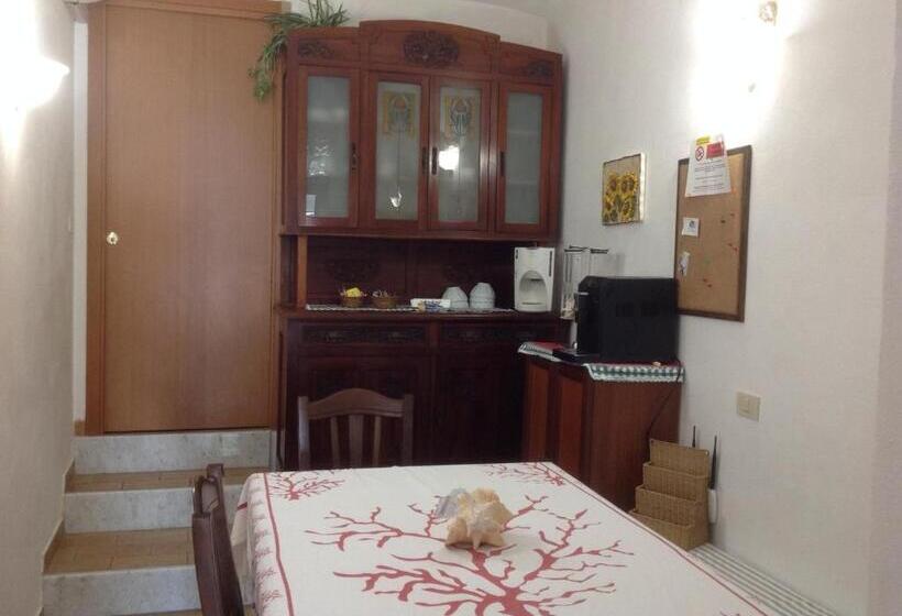 住宿加早餐  Affittacamere La Lanterna