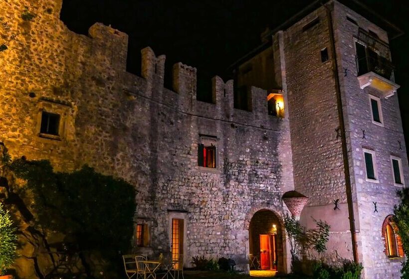 צימר Castrum Di Serravalle