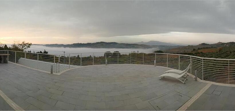 住宿加早餐 Domus Petrae Ripatransone