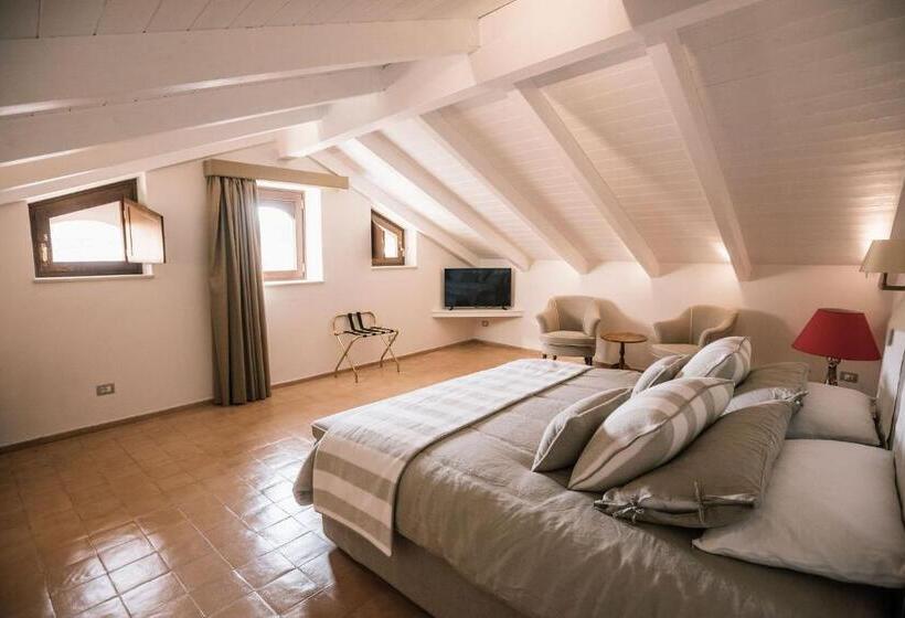 Bed and Breakfast Giardini Calce   Luxury Rooms