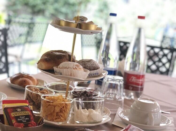 Bed and Breakfast Giardini Calce   Luxury Rooms