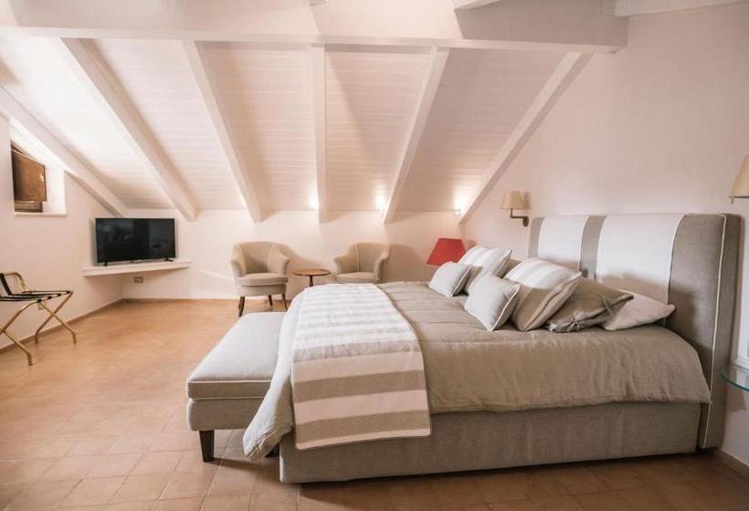 Bed and Breakfast Giardini Calce   Luxury Rooms