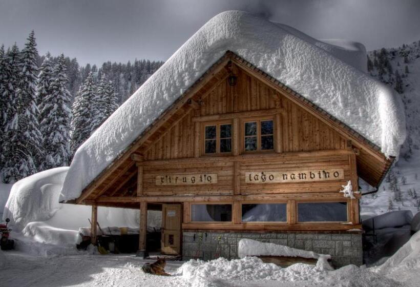 مبيت وإفطار Rifugio Lago Nambino