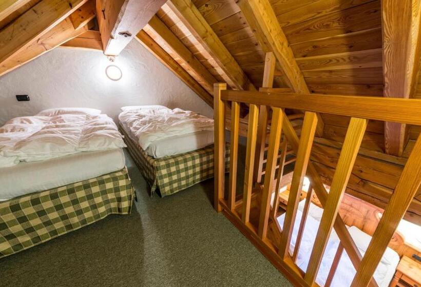 مبيت وإفطار Rifugio Lago Nambino