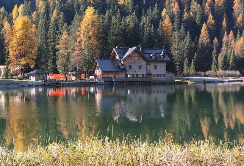 مبيت وإفطار Rifugio Lago Nambino