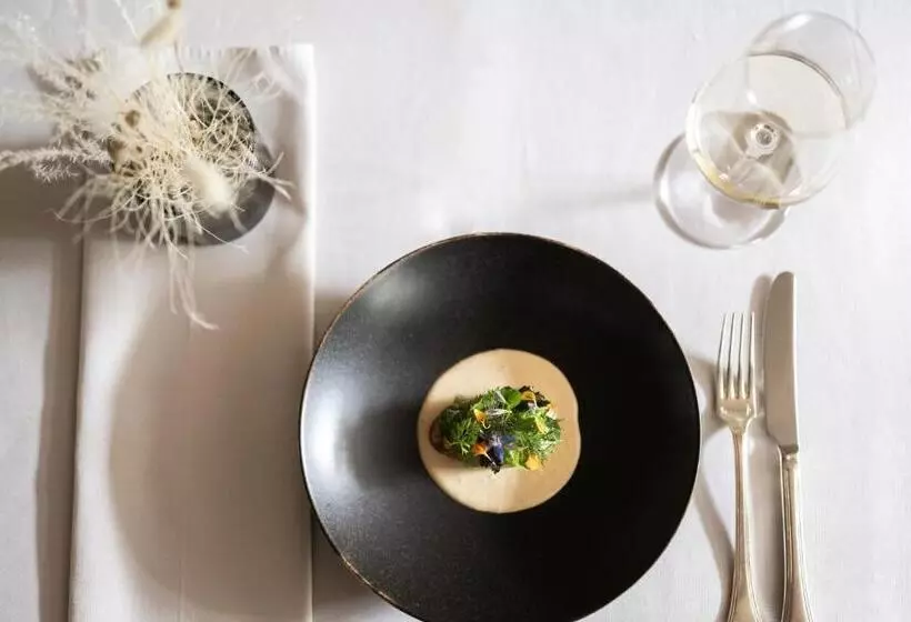 ホテル Alpine Spa Resort Viktoria