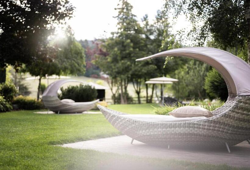 בית מלון כפרי Alpine Spa Resort Viktoria