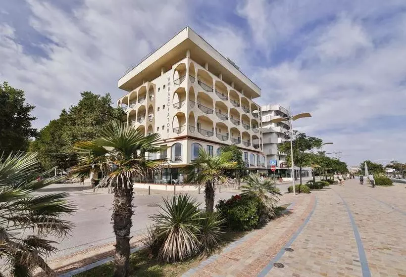 Ambasciatori Hotel   Beach Front  Breakfast Xxl & Brunch Until 12 30pm