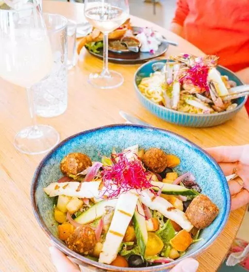 ホテル Cafe Miramar