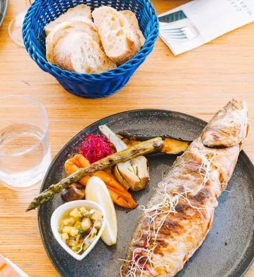 ホテル Cafe Miramar