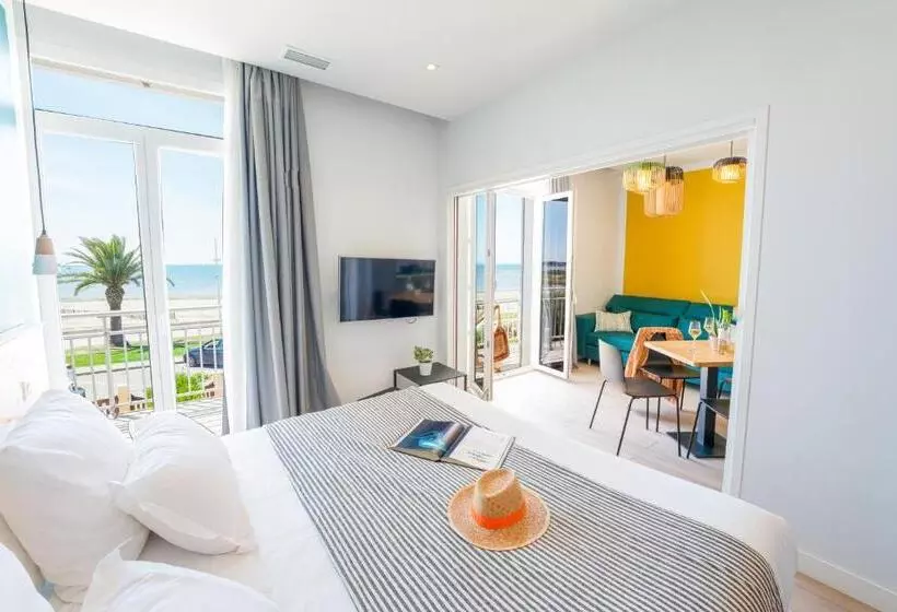 ホテル Cafe Miramar