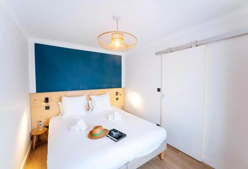 ホテル Cafe Miramar