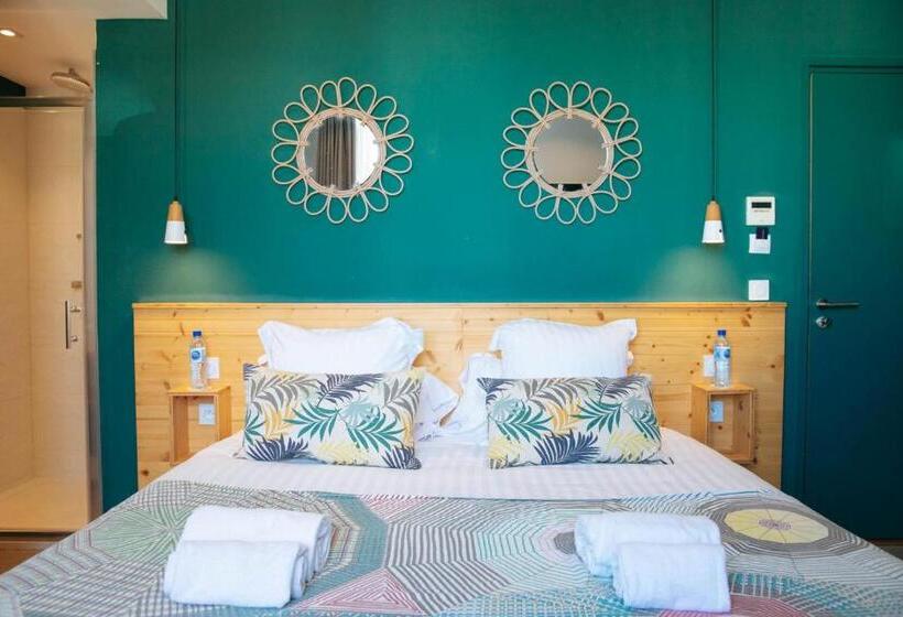 בית מלון כפרי Cafe Miramar