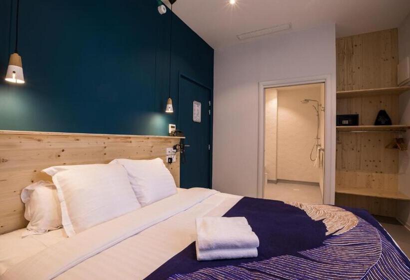 בית מלון כפרי Cafe Miramar