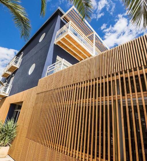 בית מלון כפרי Cafe Miramar