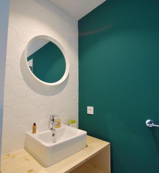 בית מלון כפרי Cafe Miramar