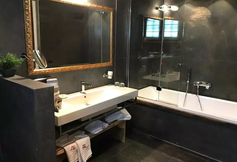 Hotelli Chateau Blanc