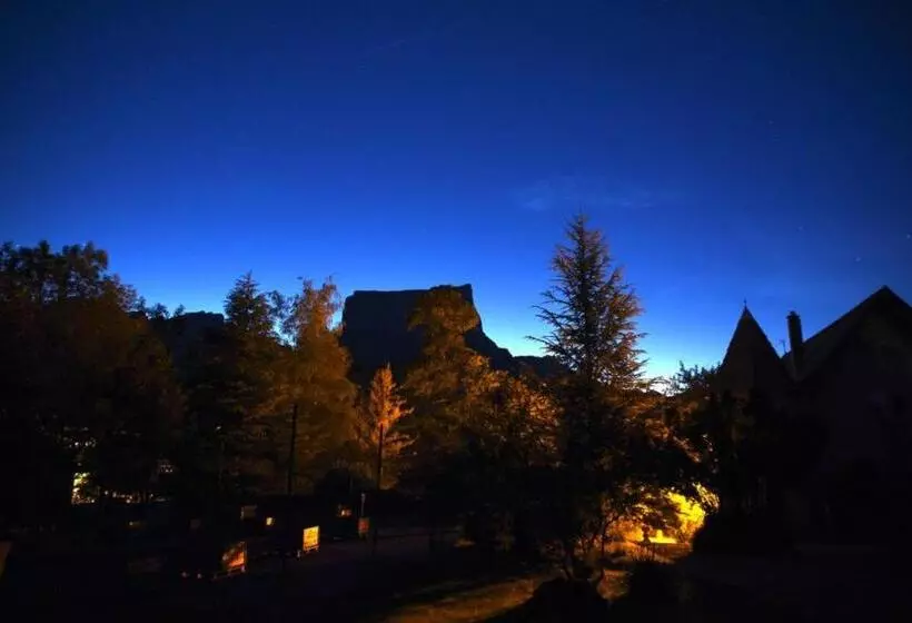 Hotelli Château De Passières