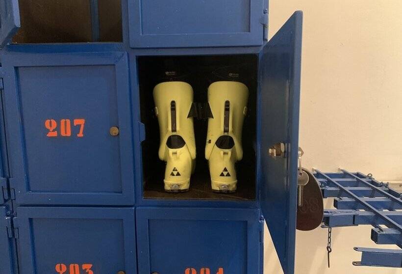 בית מלון כפרי Ferrari