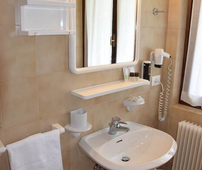 בית מלון כפרי Ferrari