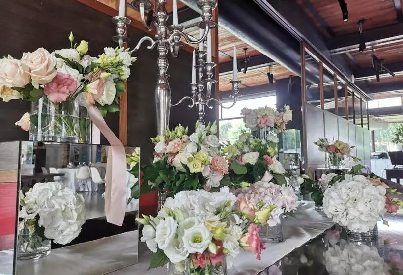 Hotelli Il Tesoro Living Resort