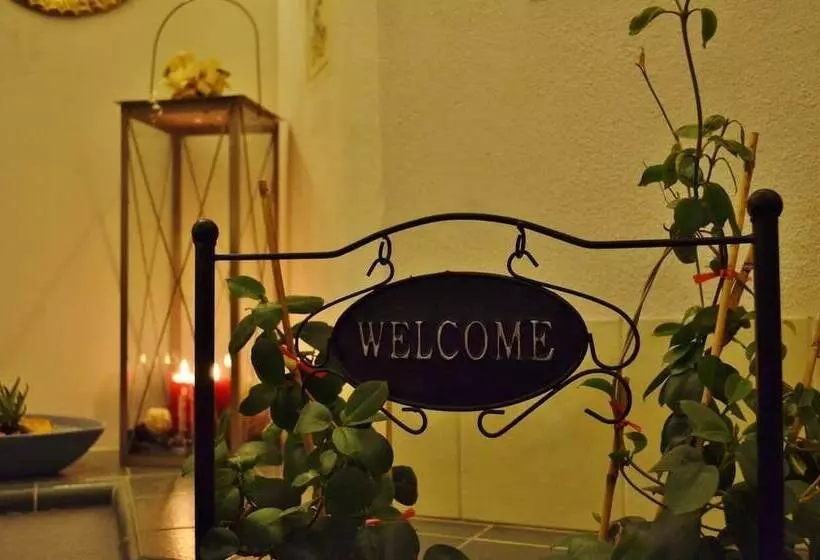 Hotelli Locanda Le Tre Oche