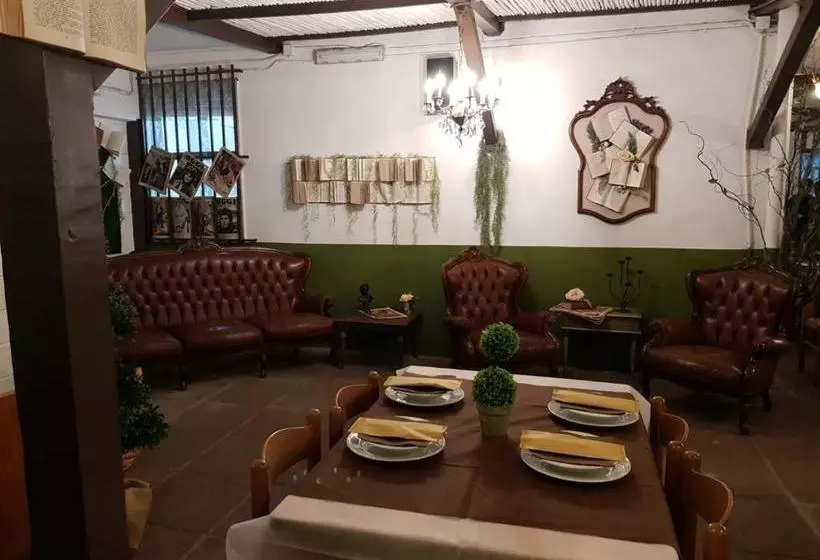 ホテル Monte Sirai