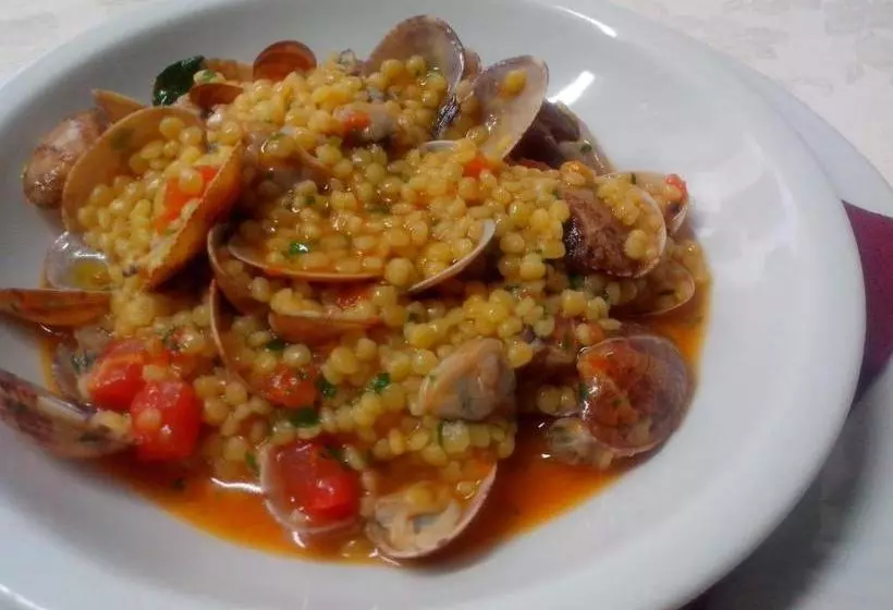 ホテル Monte Sirai