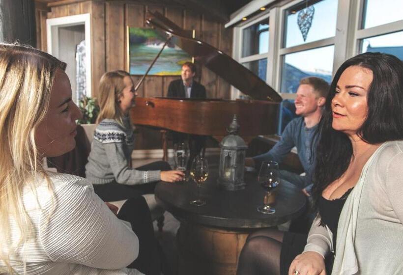 فندق Nordal Turistsenter