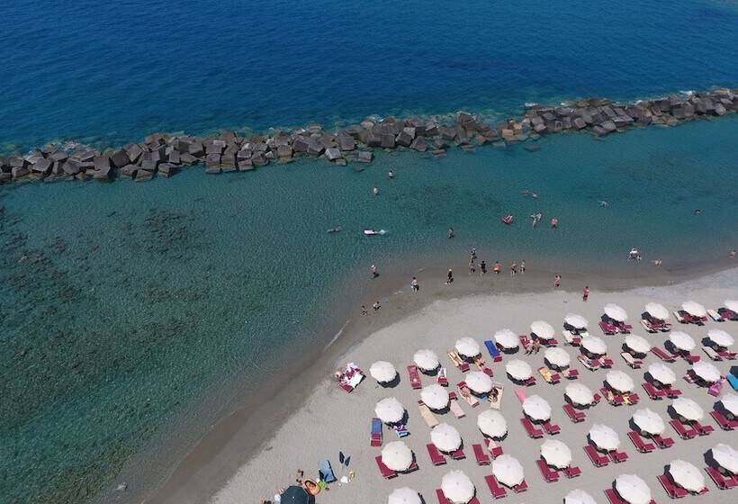 בית מלון כפרי Valeria Del Mar