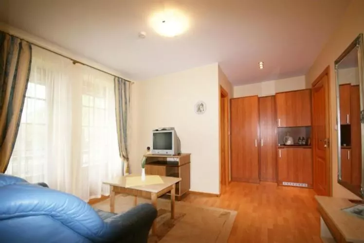 هتل Vila Elvyra