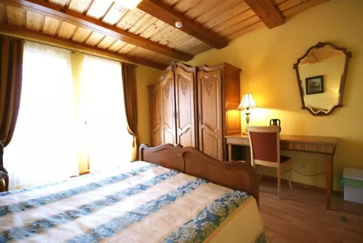 هتل Vila Elvyra