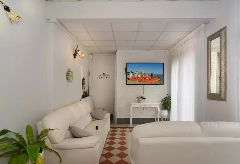 هتل Villa Grazia
