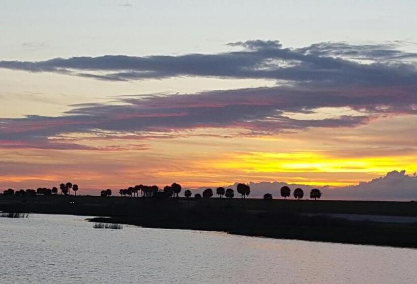 Motel Lakeview Inn & Suites Okeechobee