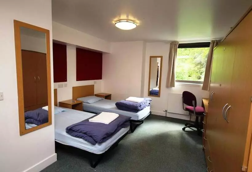 Perth Youth Hostel And Apartments