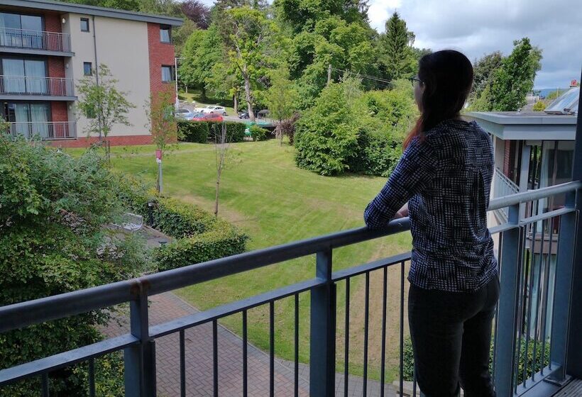 Perth Youth Hostel And Apartments