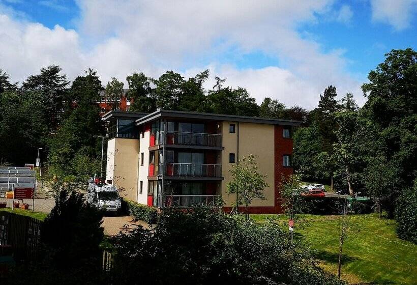 Perth Youth Hostel And Apartments