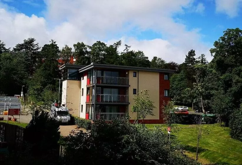 Perth Youth Hostel And Apartments