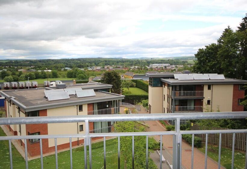 Perth Youth Hostel And Apartments