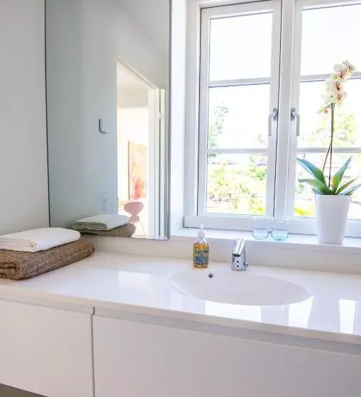 تختخواب و صبحانه Kunstart20