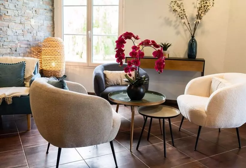 Brit Hotel Confort La Tour Blanche