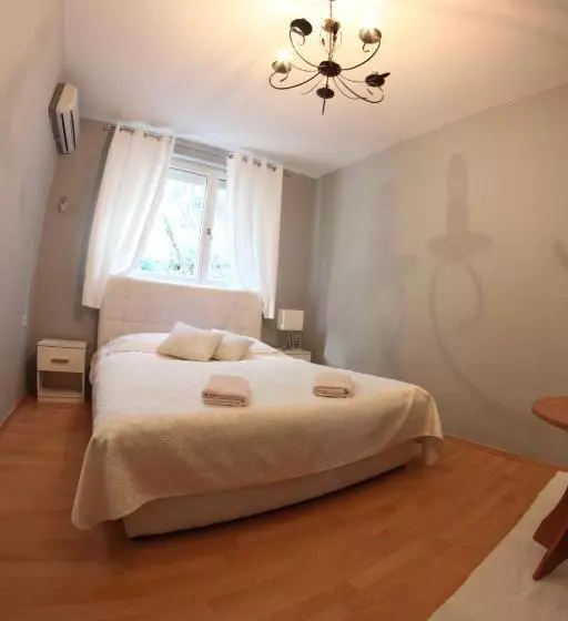 Hostel Nina Mostar
