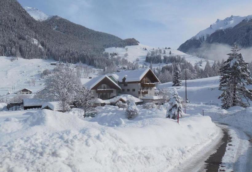 בית מלון כפרי Alpengarten