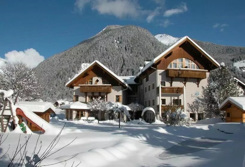 Hotel Alpengarten