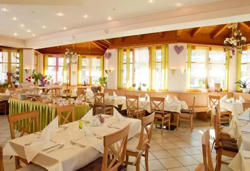 Hotel Alpengarten