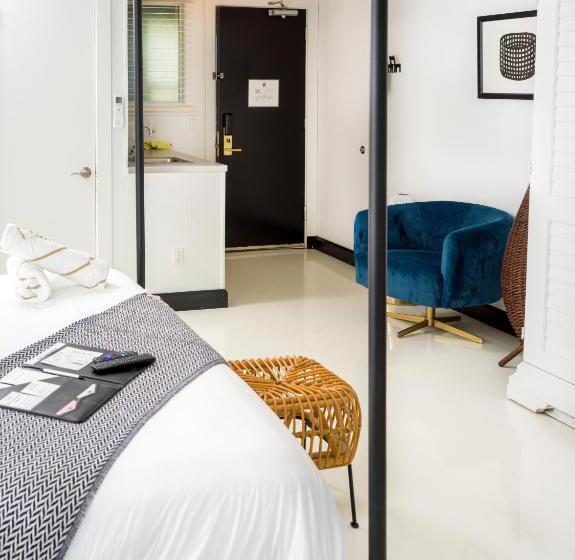 בית מלון כפרי Aqua By American Beech   Adults Only