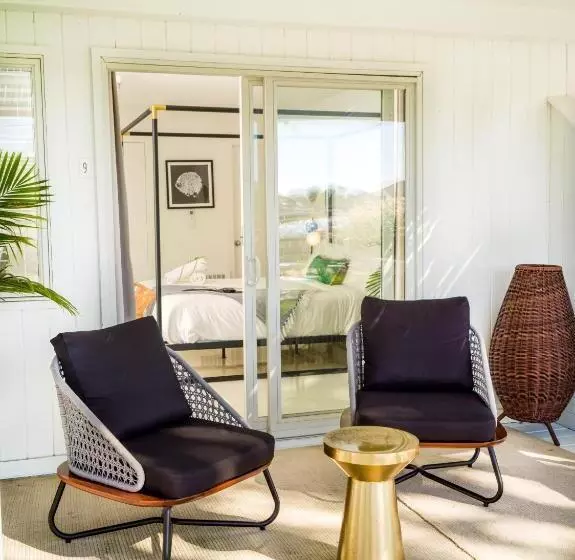 Hotelli Aqua By American Beech   Adults Only